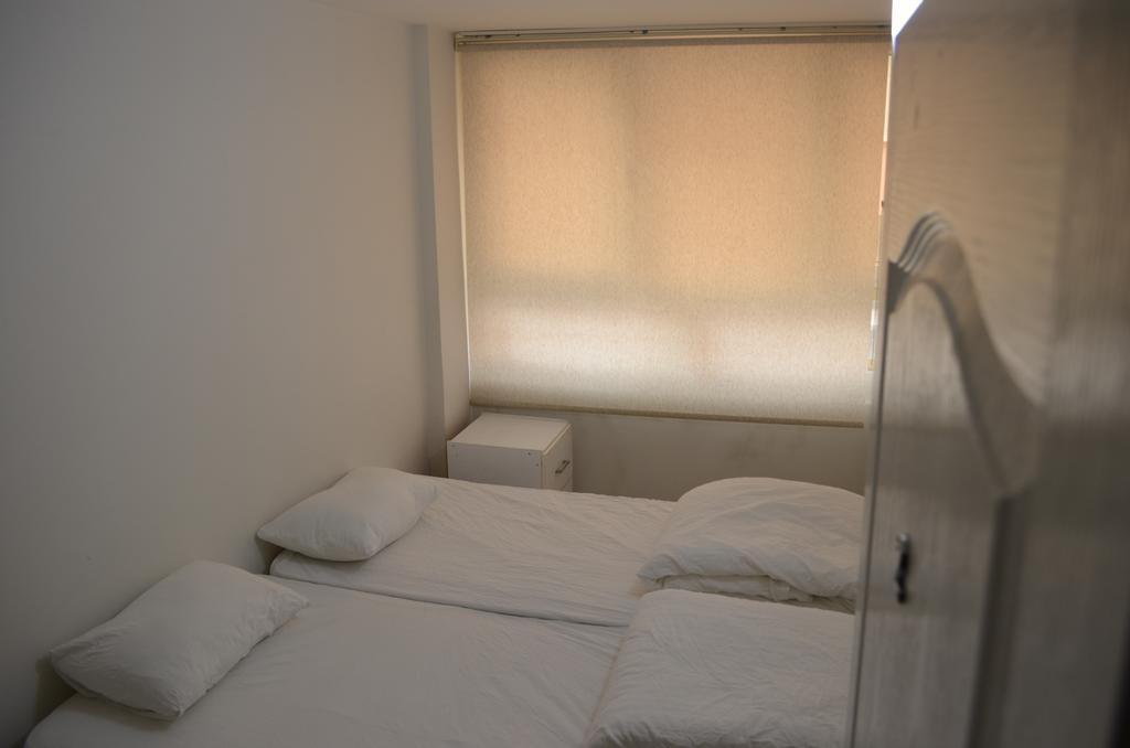 In House Hostel Izmir Room photo
