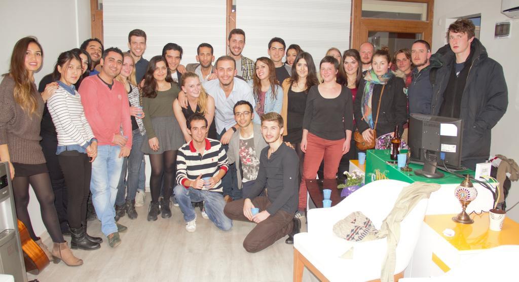 In House Hostel Izmir Exterior photo