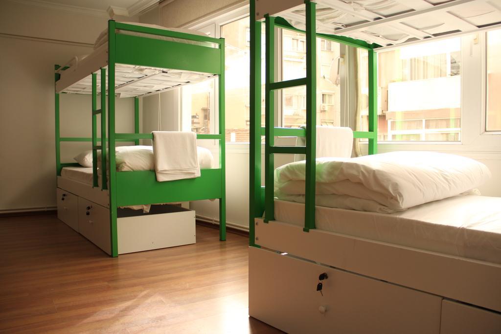In House Hostel Izmir Room photo